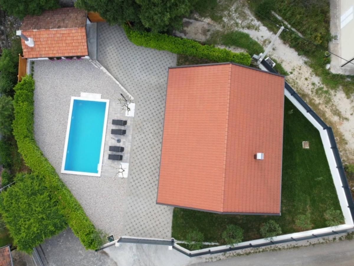 Villa Antonija Ljubuški エクステリア 写真
